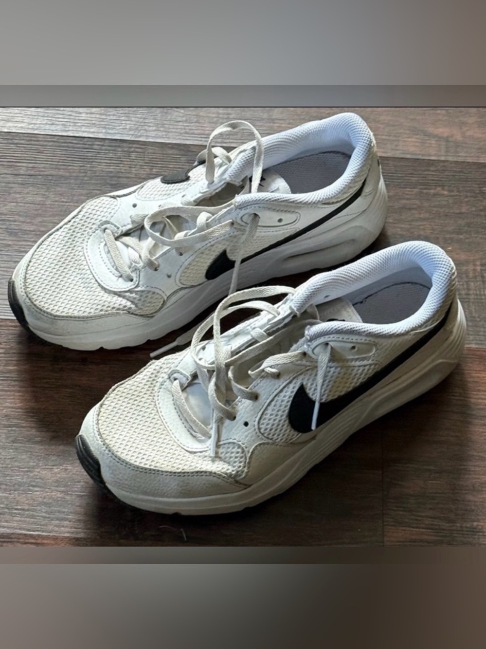 Nike Youth Air Max Sneakers (Boy’s US Size 6Y)